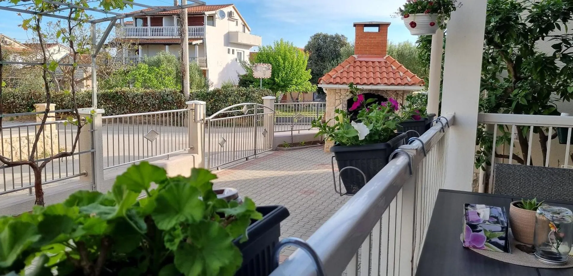Apartments Strkalj Bibinje Guest house